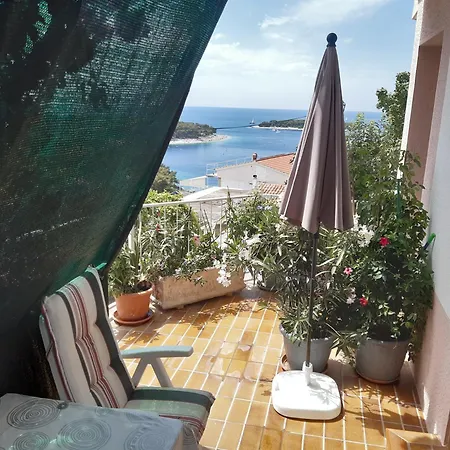 Vlado Appartamento Primošten